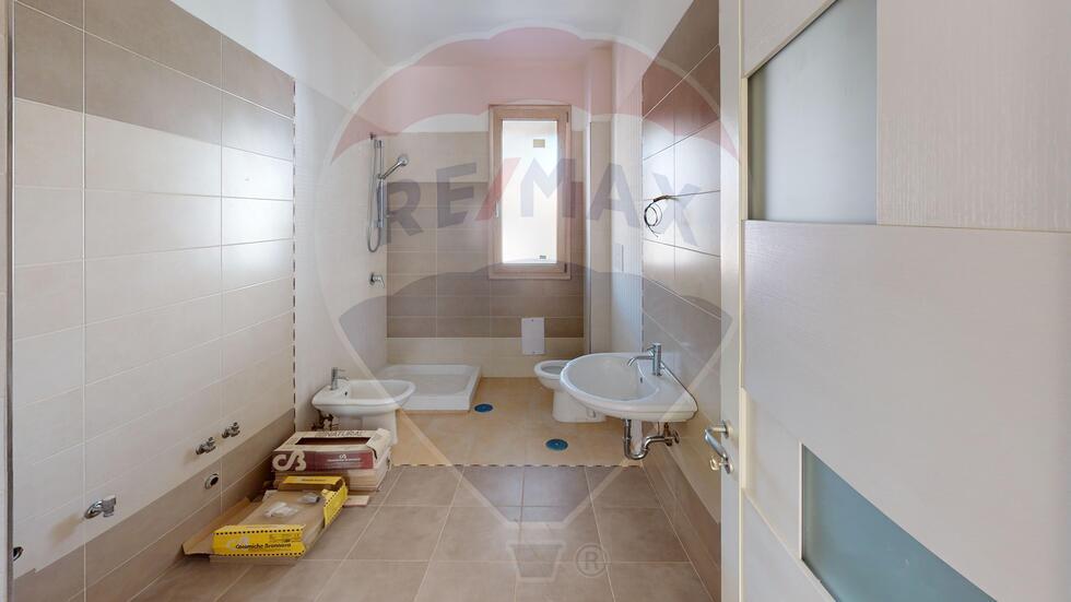 18-Via-de-Rosa-Pagani-Bathroom