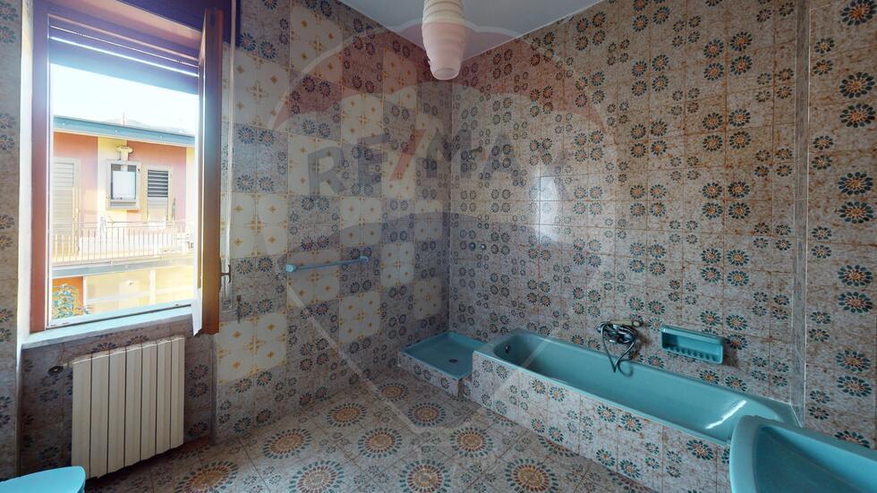 Villa-Indipendente-Roccapiemonte-Bathroom